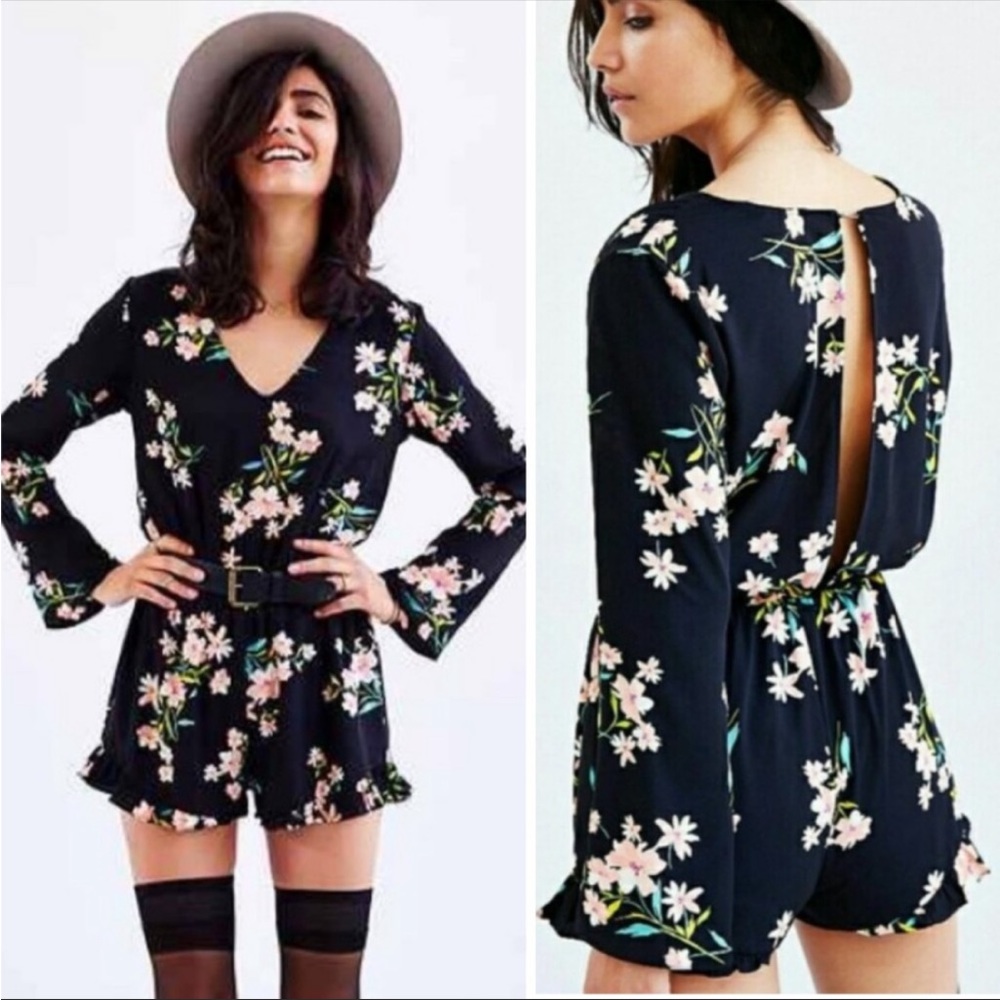 Pins and Needles Floral Romper Black Size Medium